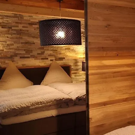 Plush In Apartamento Annaberg-Buchholz